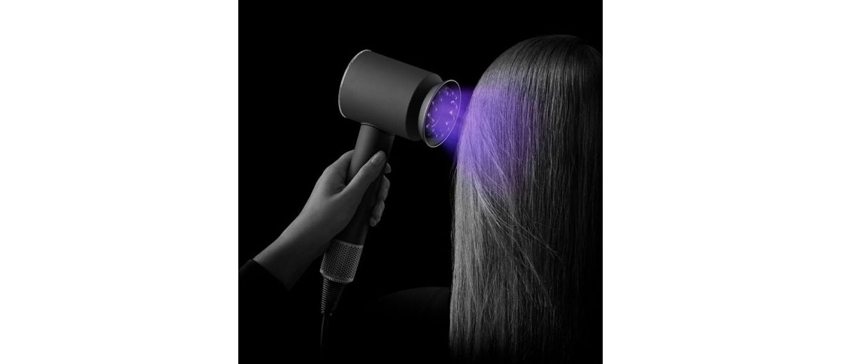 Dyson Supersonic Nural в режиме защиты кожи головы